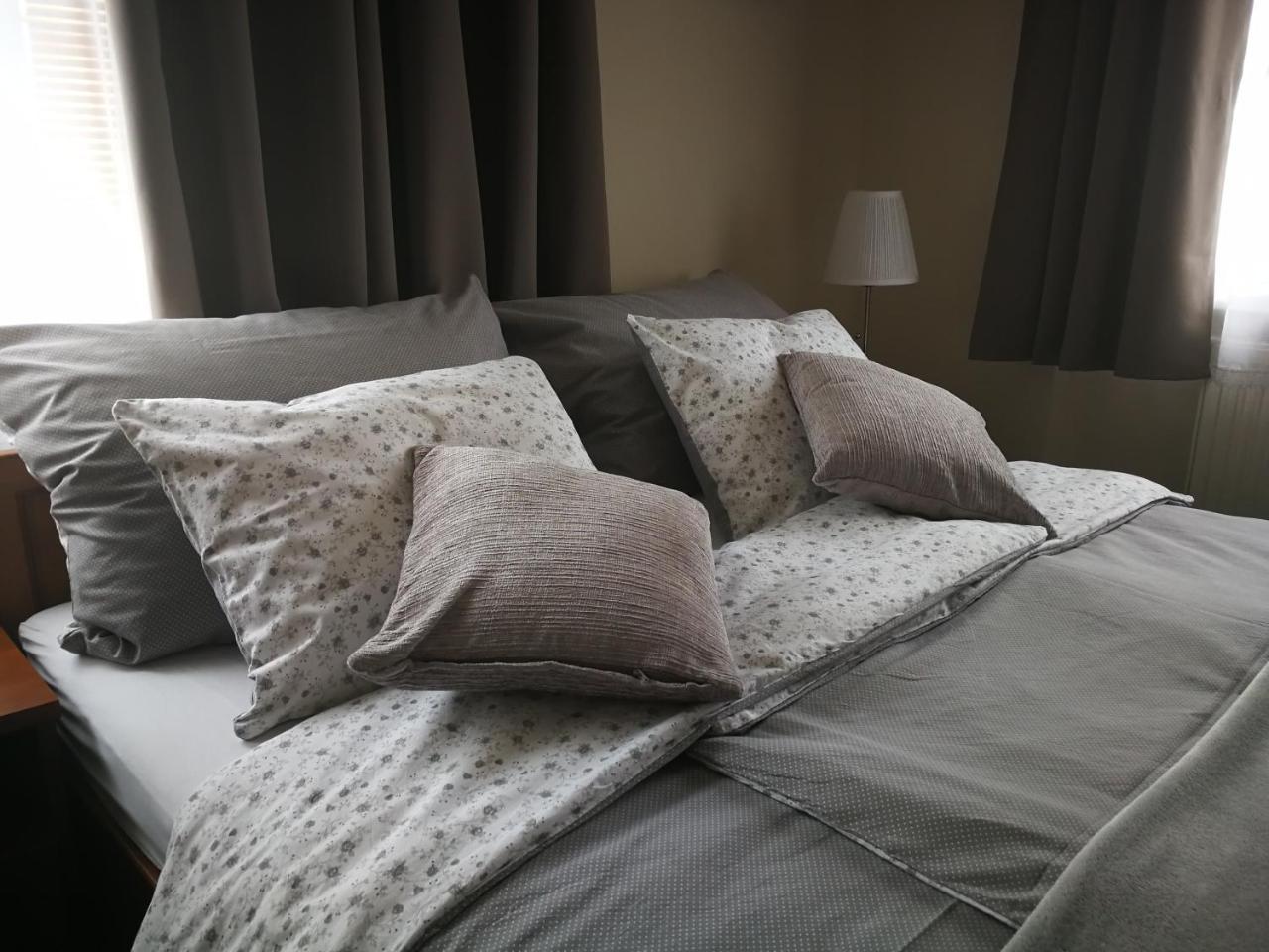 Pension Villa Marit Прага Экстерьер фото